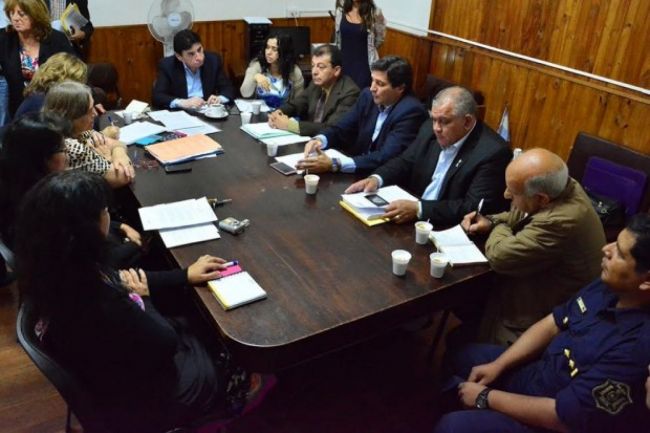 Se trabaja en un proyecto de ley para prohibir los energizantes