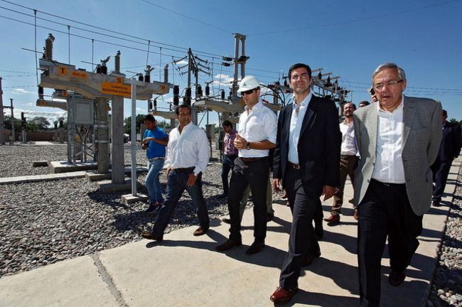 Autoridades recorren la estación transformadora Orán