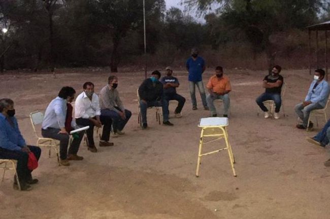 Reunión en Paraje La Curvita