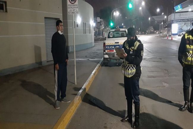 Sorrpendido después e las 0:00 hs.