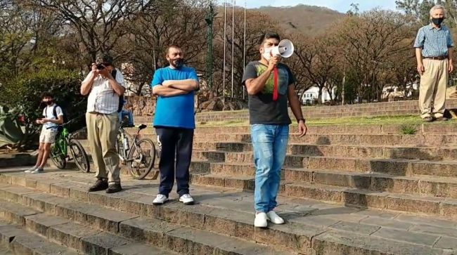 Protesta con incidentes