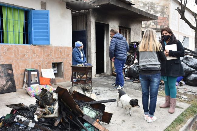 Asistencia a afectados por un incendio