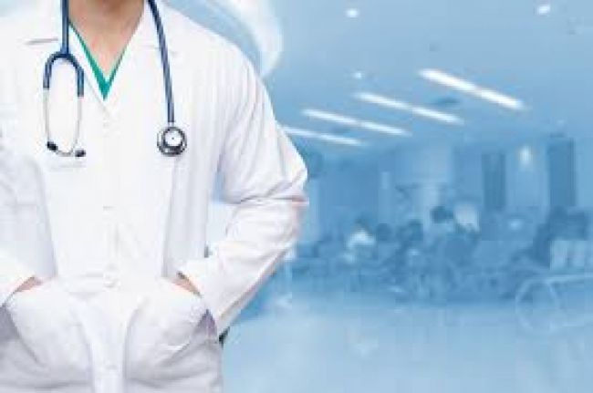 Beneficio para personal de salud en análisis