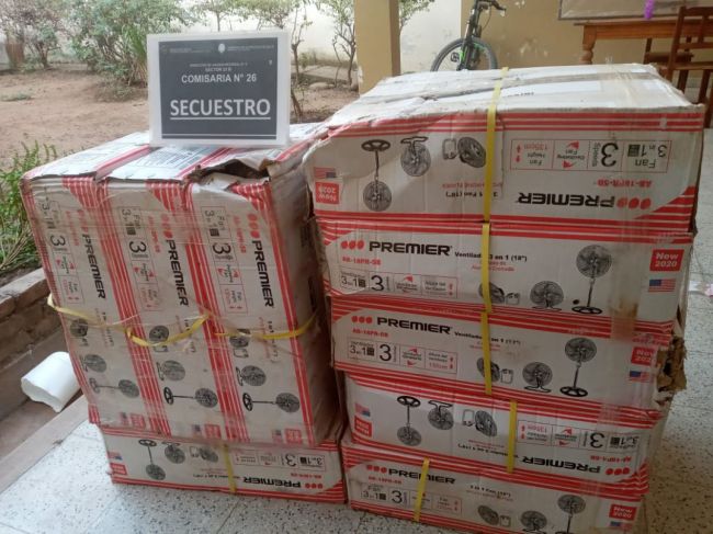 Parte de la mercadería secuestrada