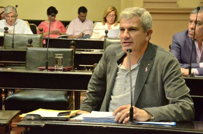 Senador Andrés Zottos