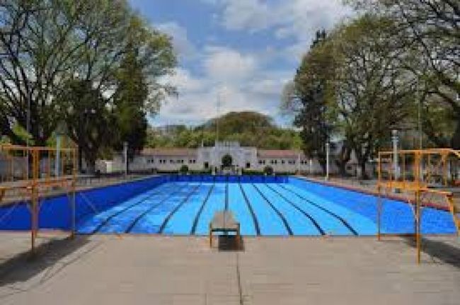 Guardavidas para natatorios municipales