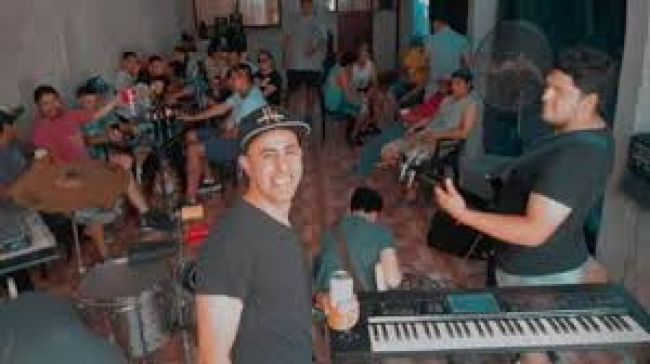 El festejo en tiempo de pandemia   Crédito foto: Voces críticas