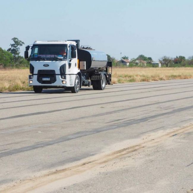Trabajos en la pista aérea