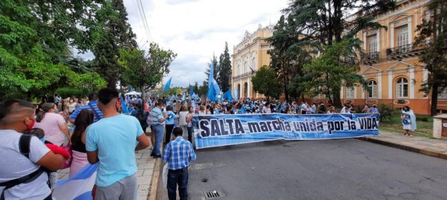 Marcha contra la ley que legaliza el aborto en Salta