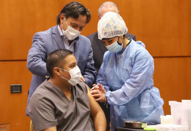 Comenzó la vacunación en Salta