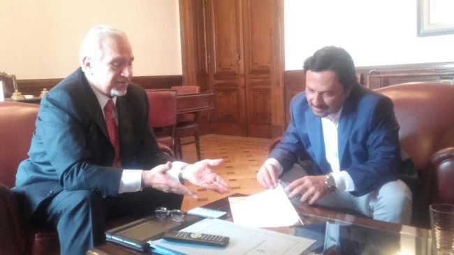 Romero junto a Sáenz