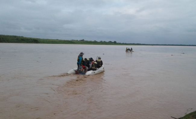 Operativo en el río