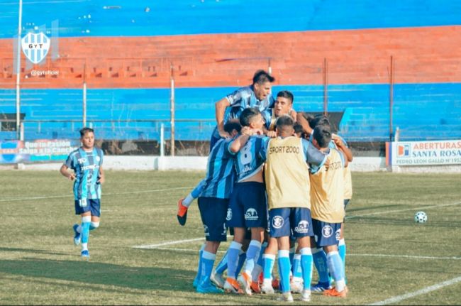 Festejo albo  crédito foto: Gimnasia y Tiro