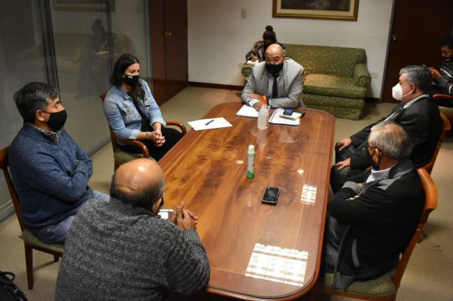 Paritaria con distintos gremios municipales
