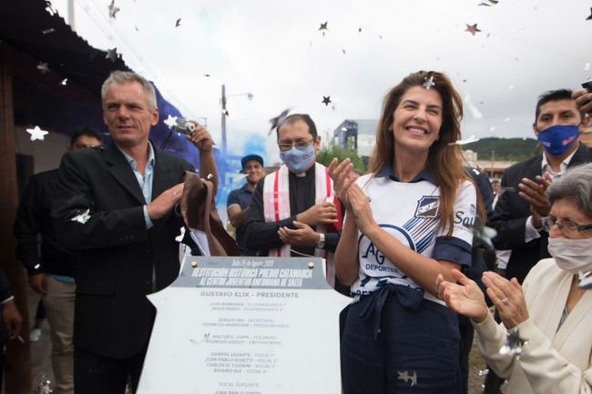 Acto de entrega del predio a Juventud