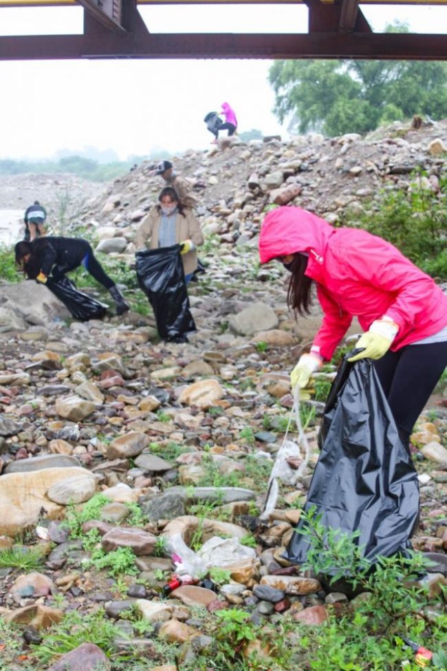 Limpieza del río Vaqueros