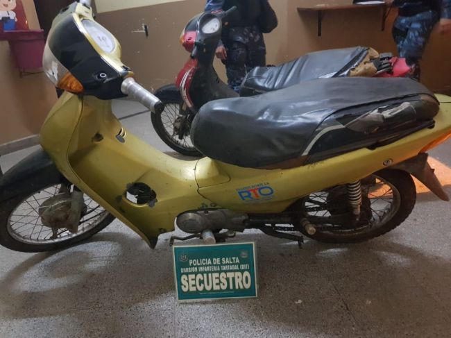 Una de las motos recuperadas