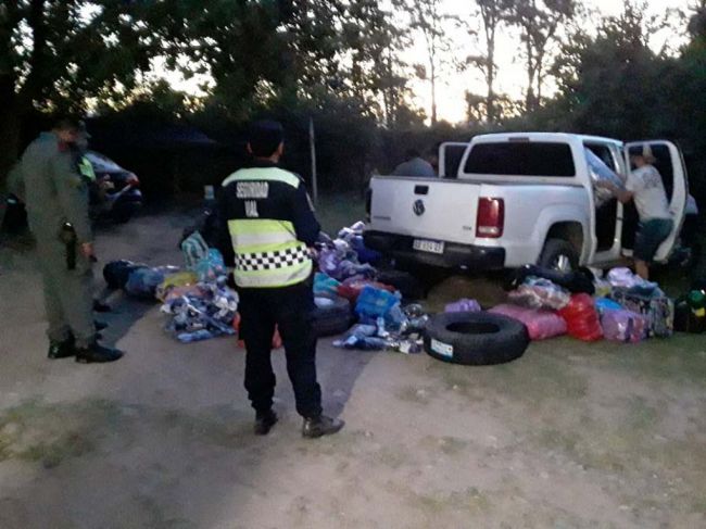 Secuestro de mercadería y hojas de coca