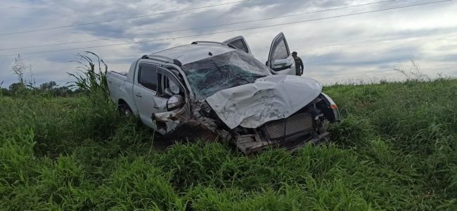 Casi atropella a dos gendarmes