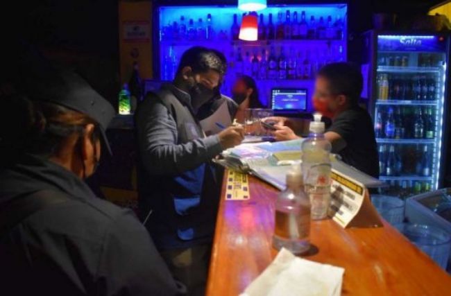 Pese a la pandemia siguen las fiestas clandestinas