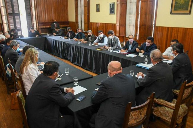 Exposición de Gustavo Carrizo en el Senado