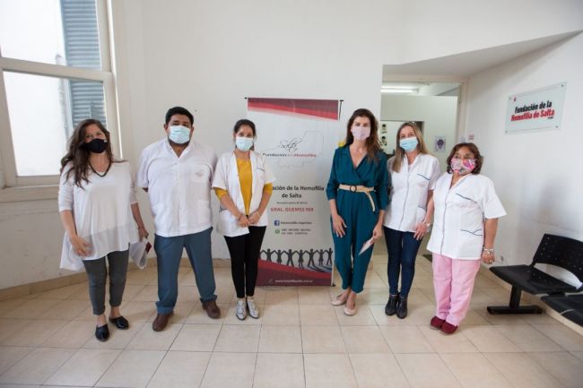 Visita en el mes de la hemofilia