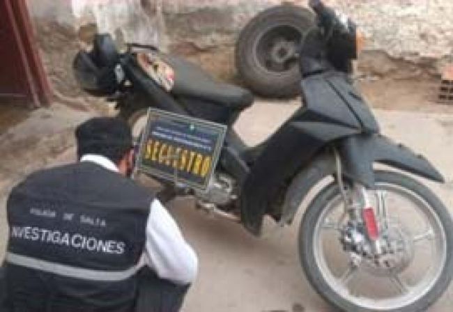 Una de las motos recuperadas