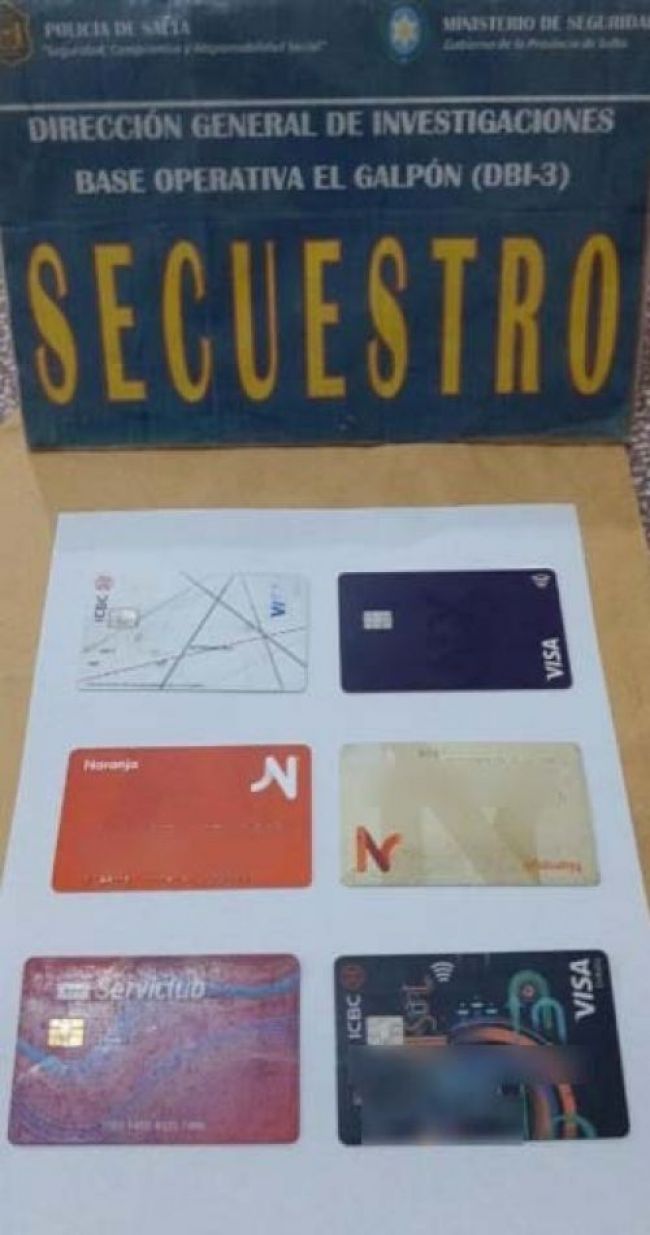 Tarjetas secuestradas