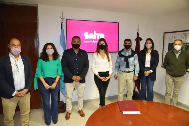 Tonini renunció para ser candidato