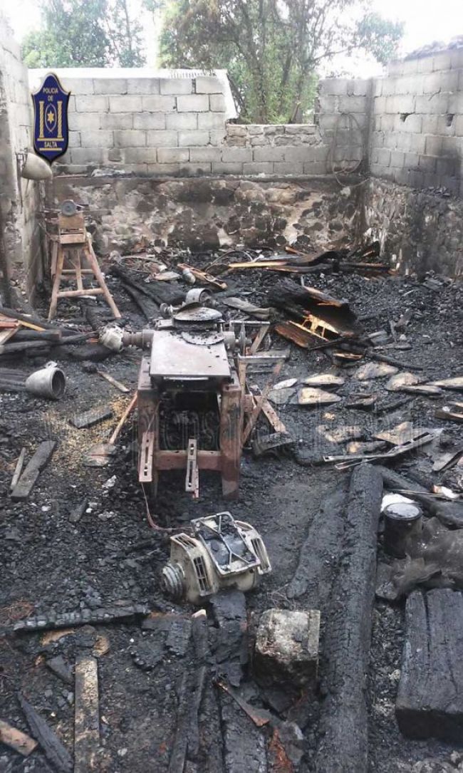 Destrucción total por el incendio