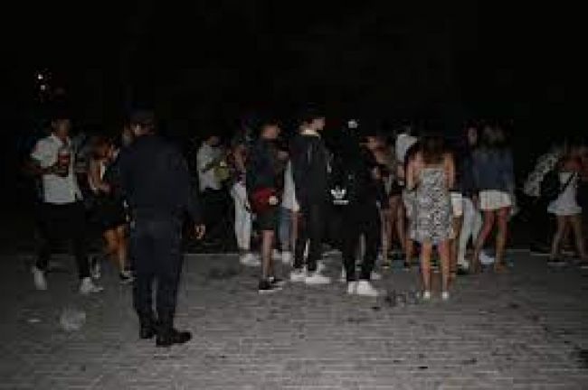 Fiesta clandestina y violencia