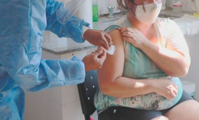 Se amplió a 45 años la campaña de vacunación sin turno