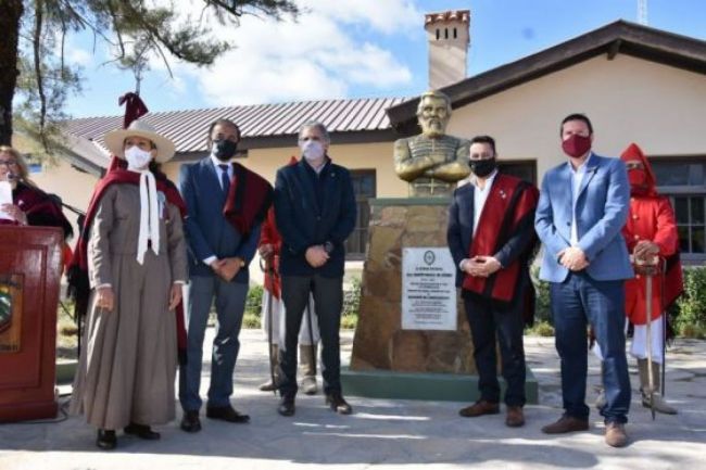 Más homenajes al héroe gaucho por el Bicentenario
