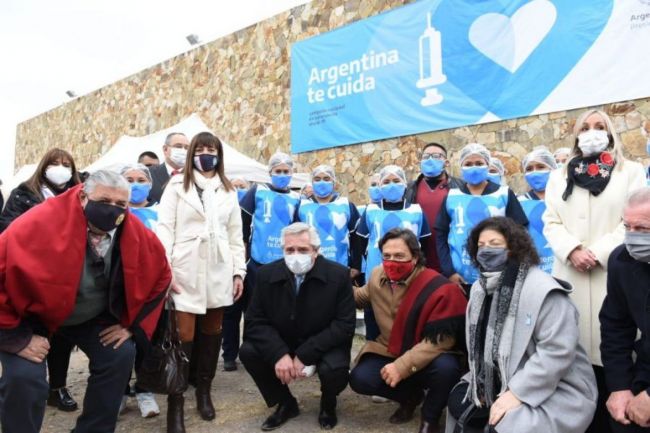 Alberto Fernández en el Centro de Recuperación