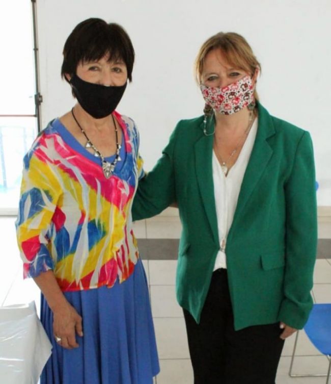 Gimenez con la presidenta del INAI