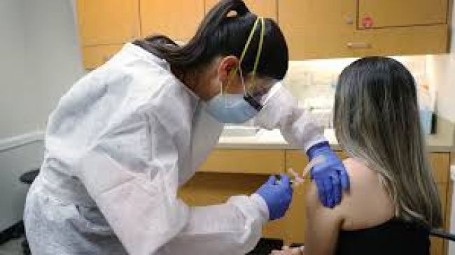 Vacuna para adolescentes sin comorbilidades