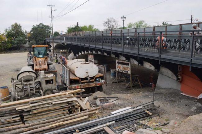 Obras en el puente Velez Sarsfield