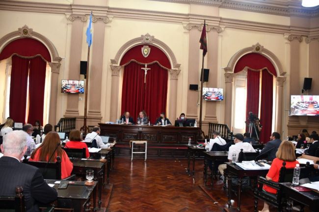 Sigue la deliberación de la Convención Constituyente