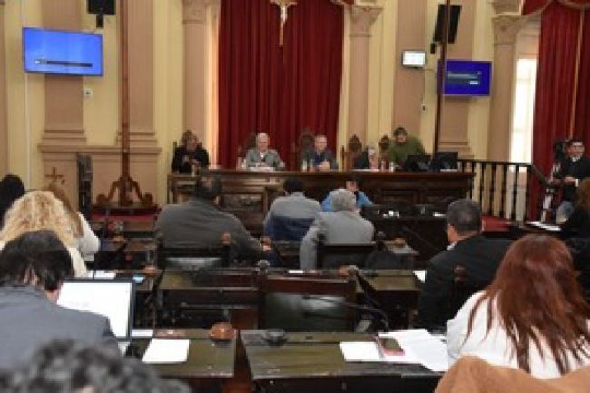 Sesiona la Cámara de Diputados