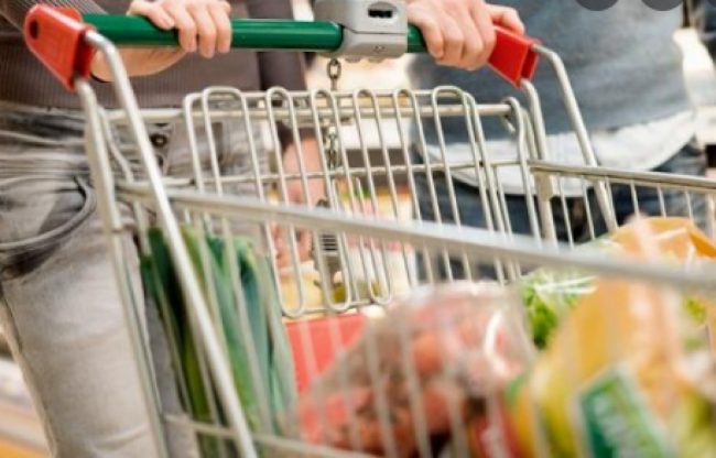 La difícil tarea de llenar el carrito