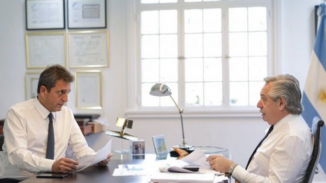 Massa prepara, Fernández escucha