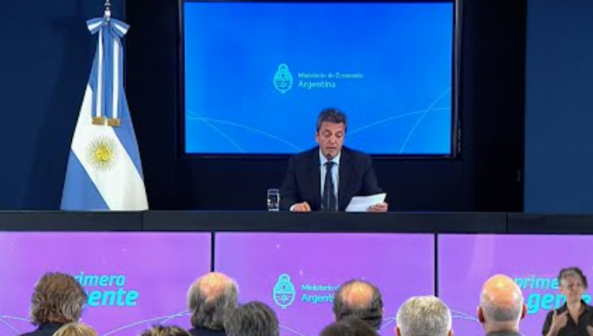 Massa define su  plan económico