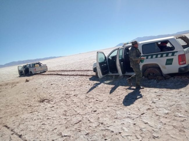 Enterrados y con drogas