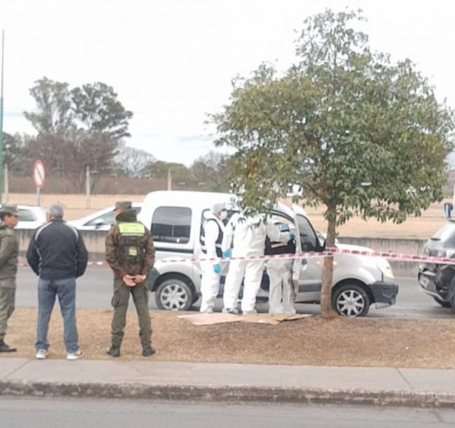 Extraña muerte en medio de un siniestro vial