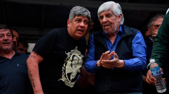 Los Moyano presionan con un paro