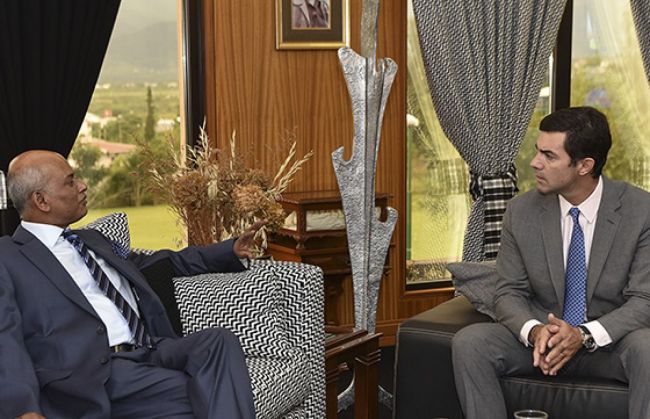 Urtubey con el embajador de la India