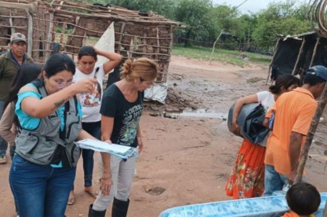 Asistencia a damnificados