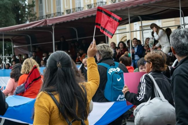 Desfile por el aniversario de Salta