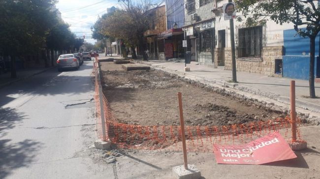 Obra en calle Islas Malvinas