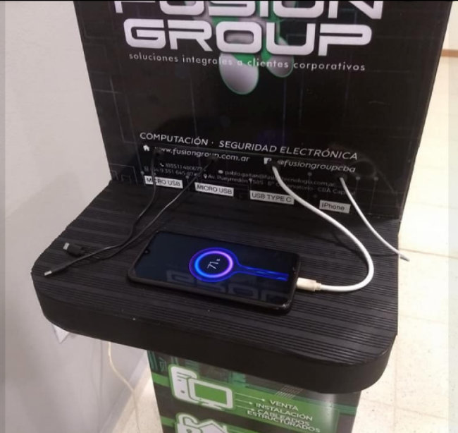 Deberán instalar tótems de recarga en la ciudad